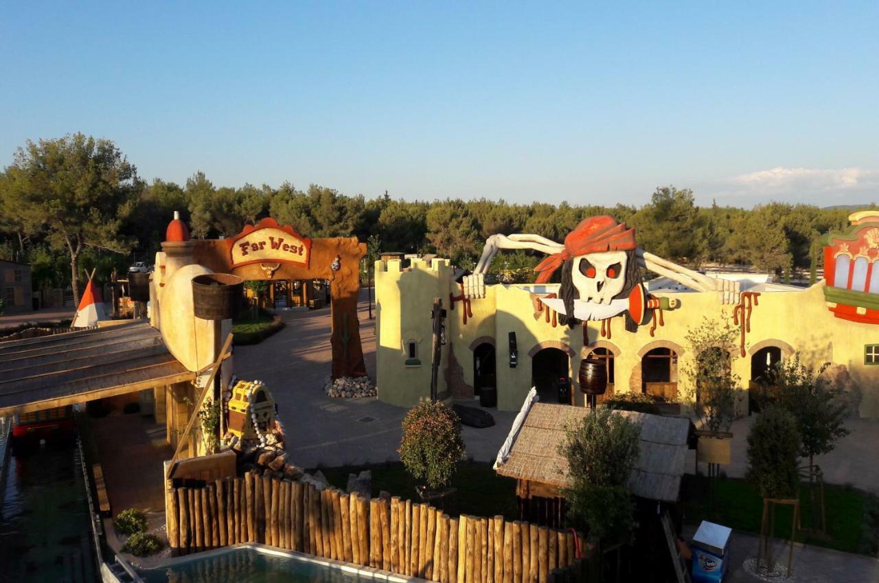 Villa Hana Pakostane Exterior photo